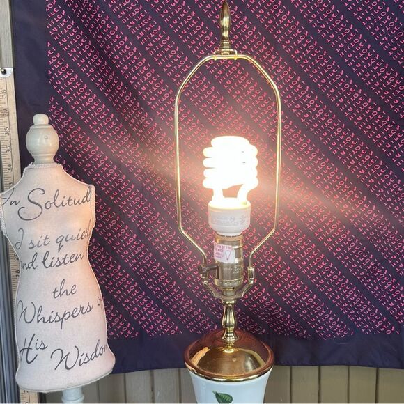 Portmeririon Pomona The Roman Apricot Spring Lamp - Picture 10 of 11